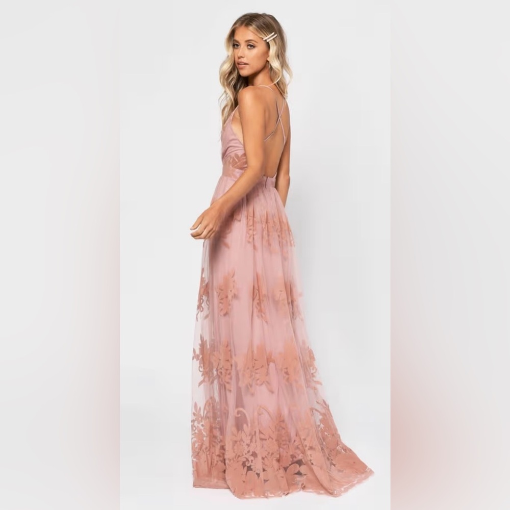 Elegant Pink Maxi Dress